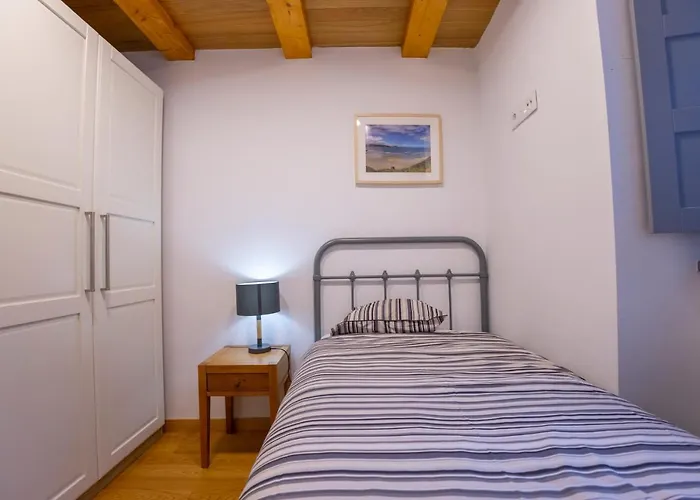 Vakantiehuis Casa Alameda 23 De Casas Figueiras En Ria Eo-ribadeo Castropol