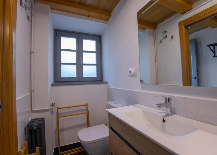 Casa Alameda 23 De Casas Figueiras En Ría Eo-ribadeo Сasa de vacaciones *